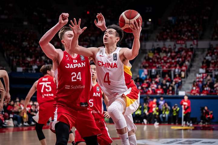 主要国際大会では、日本に88年ぶりに敗れた中国。母国では批判が渦巻いているようだ。(C) FIBA