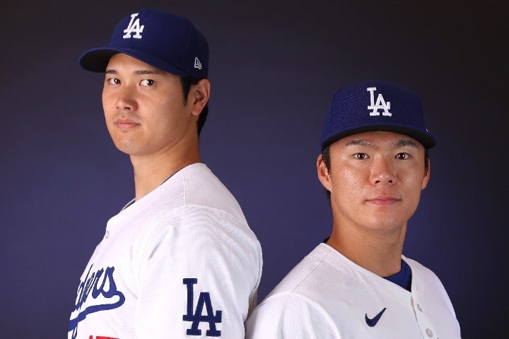 ドジャースの大谷（左）は「２番・DH」、山本（右）は先発１番手と予想された。(C)Getty Images