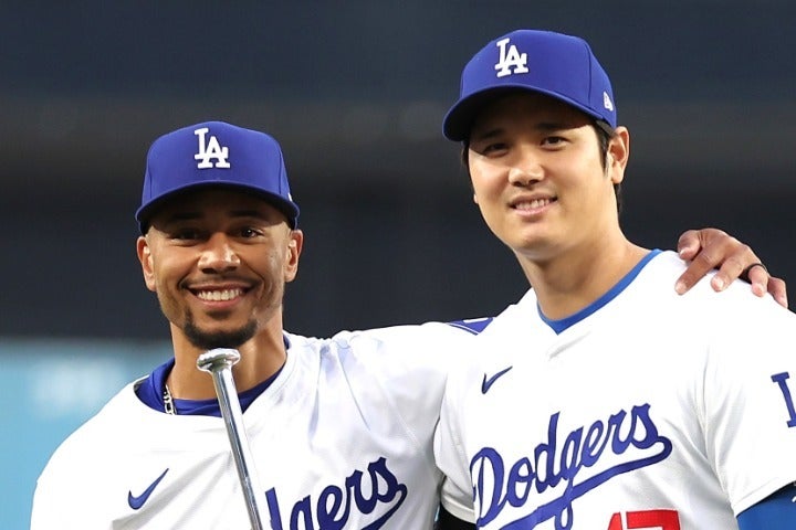 ベッツ（左）と大谷（右）、そしてフリーマンのドジャース“BIG3”がパワーランキングTOP10にランクインした。(C)Getty Images