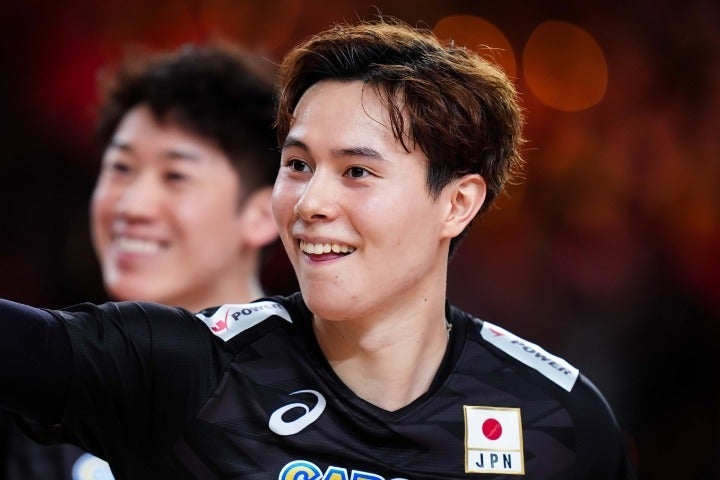 海外ファンからの人気も高い男子バレー日本代表の高橋。(C) Volleyball World