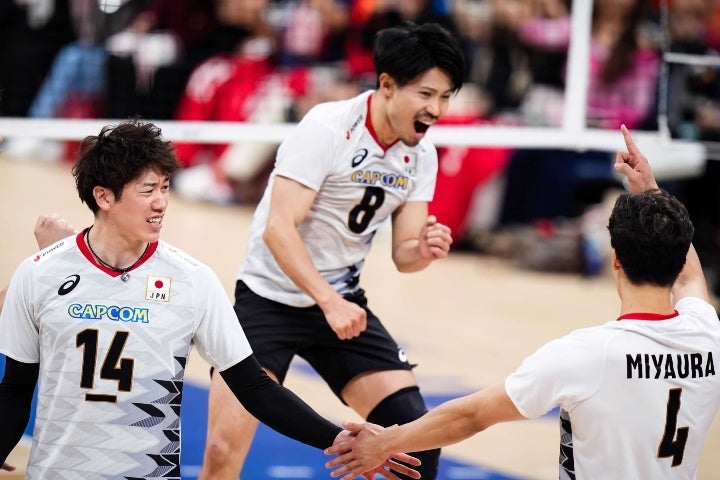 パリ五輪に臨む日本代表メンバーが異国で注目を集めている。(C)Volleyball World