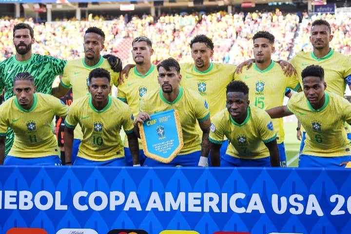 コロンビアに次いでグループ２位突破となったブラジルは、準々決勝で難敵ウルグアイと対戦する。(C)Getty Images