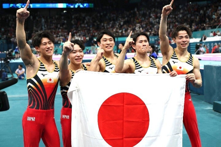 日本は団体戦で２大会ぶりの金メダルを獲得した。(C) Getty Images