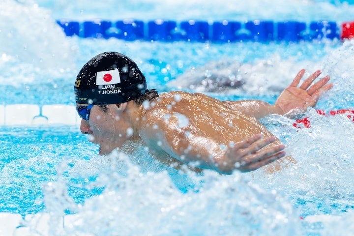 東京五輪銀メダリストの本多は本命種目で、まさかの予選敗退となった。(C) Getty Images
