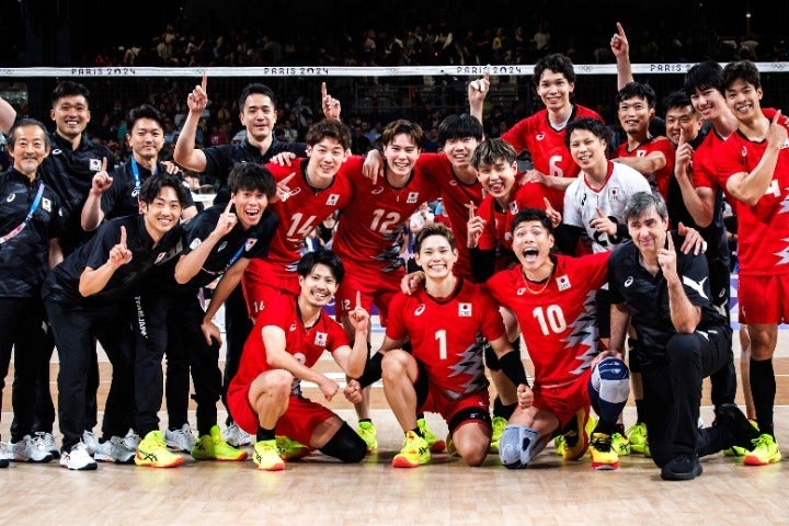 日本はセットカウント３ー１でアルゼンチンに勝利した。(C) Volleyball World