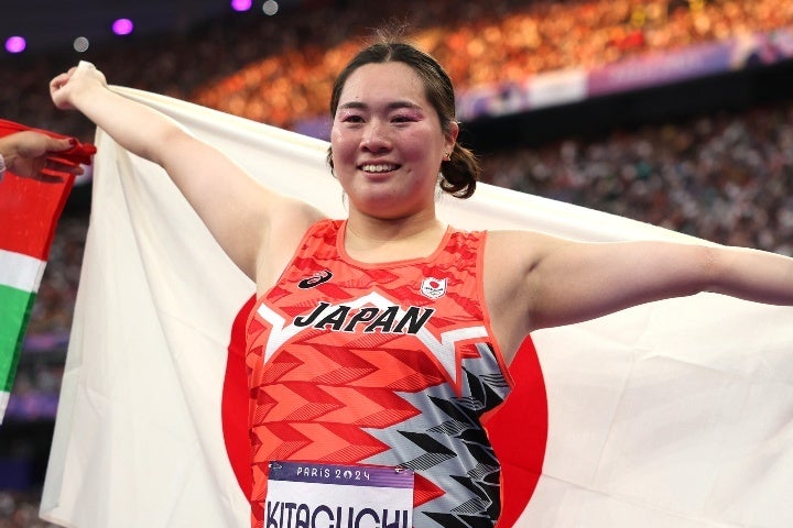 北口は日本女子史上初めて投てき種目で五輪金メダリストに輝いた。(C) Getty Images