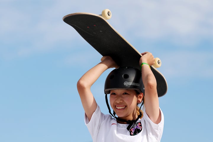 スケートボード女子ストリートで金メダルに輝いた14歳の吉沢恋。(C)Getty Images