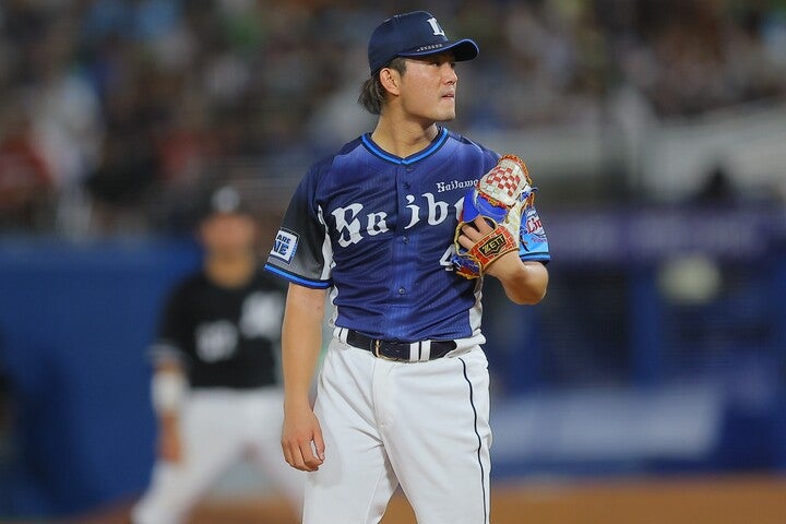 奪三振のタイトルを獲得した今井と長期契約を結び、先発投手陣を安定させたい。写真：THE DIGEST写真部