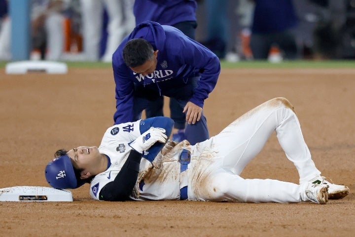 大谷は７回に盗塁を敢行した時に左肩を負傷。その衝撃は欧州にも届いている。(C)Getty Images