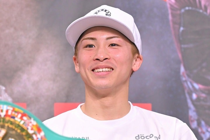 挑発したキム・イェジュンに強烈パンチを繰り出した井上。写真：金子拓弥（THE DIGEST写真部）