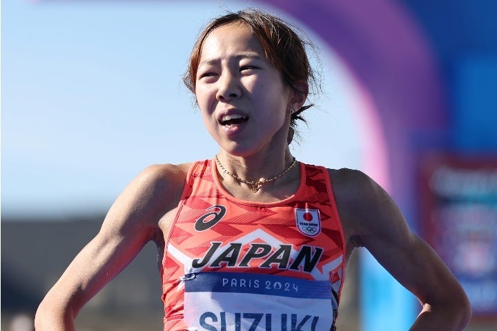 鈴木は初出場の大阪国際女子マラソンで３位だった。一方で、鈴木を抜き去ったランナーが話題を呼んでいる。(C)Getty Images