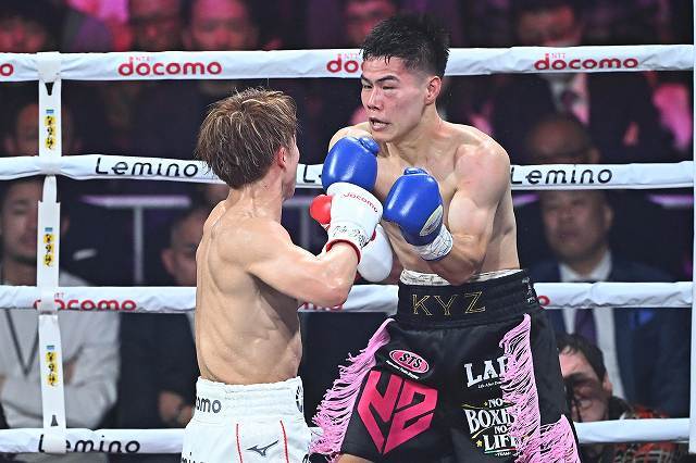 井上に挑んだキム・イェジュンは４回２分25秒でマットに沈められた。写真：金子拓弥（THE DIGEST写真部）