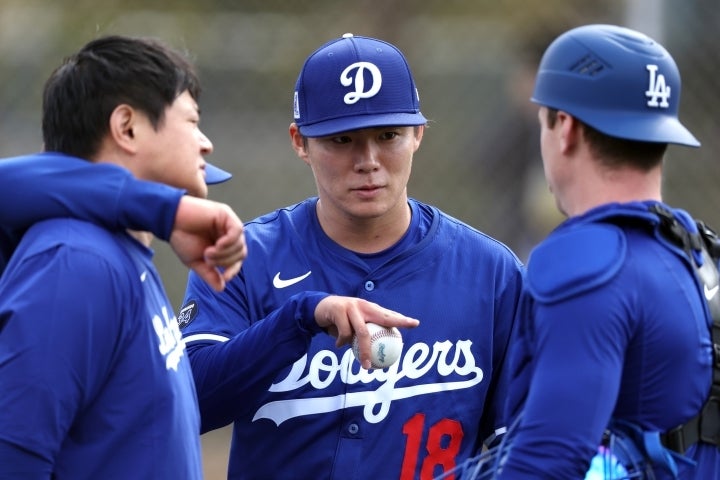 東京シリーズの初戦で先発する山本。(C)Getty Images