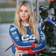 モデルとしても引っ張りだこのブルワー（写真は公式インスタグラムより）。