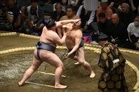 大相撲は三月場所も連日大入りの大盛況だ（写真はイメージです）。(C)Getty Images