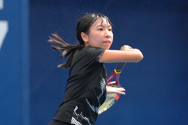 あくまでも“自分流”を貫く伊藤選手のランキングは現在日本女子３番手をマークしており、３月12日に発表された「BJK杯」（女子国別対抗戦）の日本代表メンバーに初選出されている。写真：THEDIGEST写真部