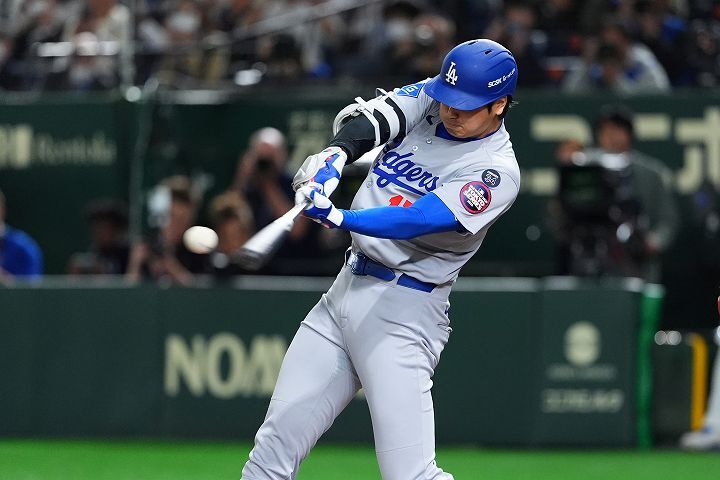 大谷は今季開幕戦で５打数２安打２得点をマークした。(C) Getty Images