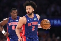 カニングハムの活躍でピストンズは敵地でニックスを撃破し、シリーズ２勝目をあげた。(C)Getty Images