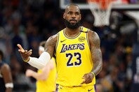 レブロンが現役続行を決断した場合、来季はNBA史上最長の23年目となる。契約内容含め注目だ。(C)Getty Images