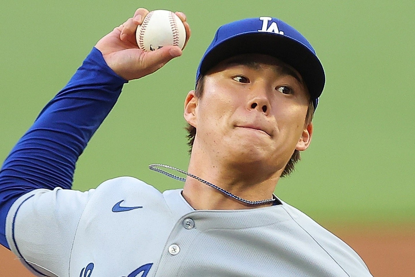 ６回１安打無失点の快投を見せた山本。今季４勝目を挙げた。(C) Getty Images