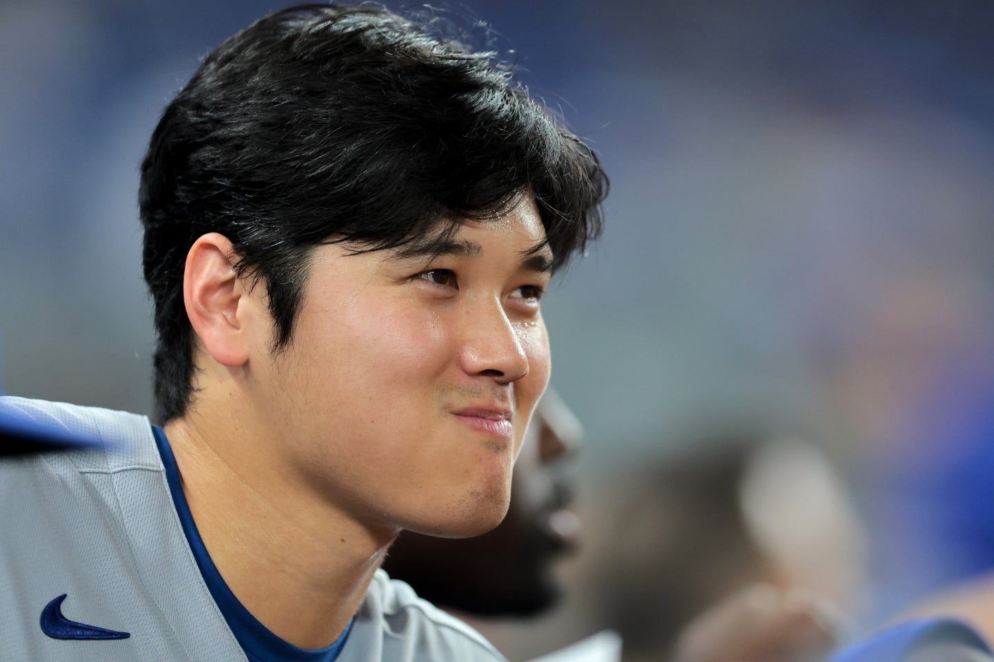 思わず大谷もニンマリ。この日は弾丸９号２ランに加え、見事に10盗塁目もマークした。(C)REUTERS/AFLO