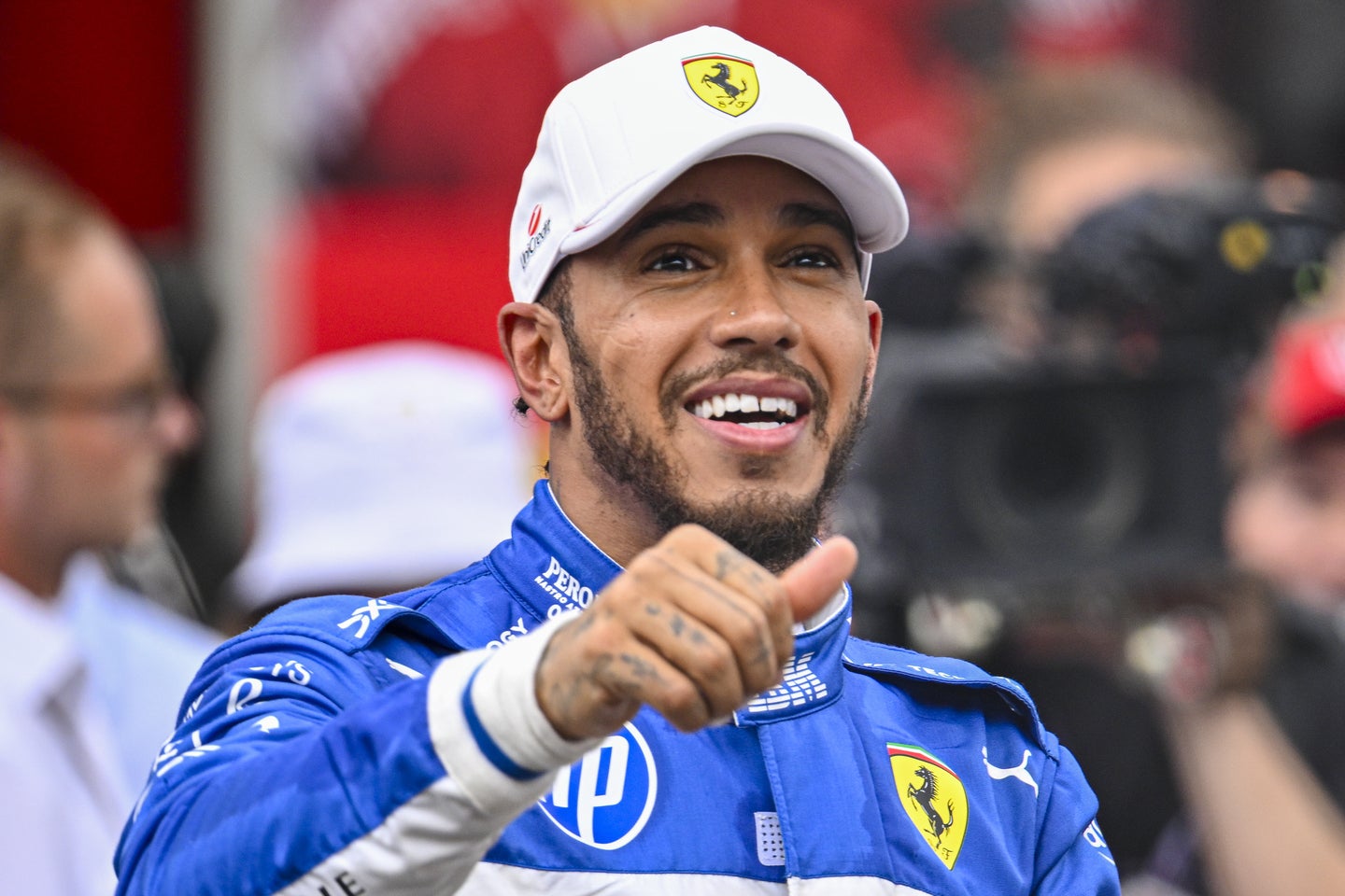 マイアミGPは特別仕様のレーシングスーツを着用したハミルトン。８位でゴールした。(C)Getty Images