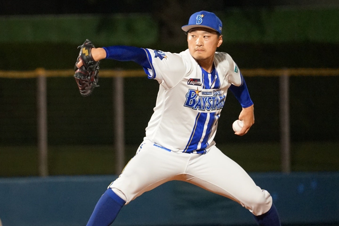 DeNAの石田が久々のマウンドに上がった。写真：萩原孝弘