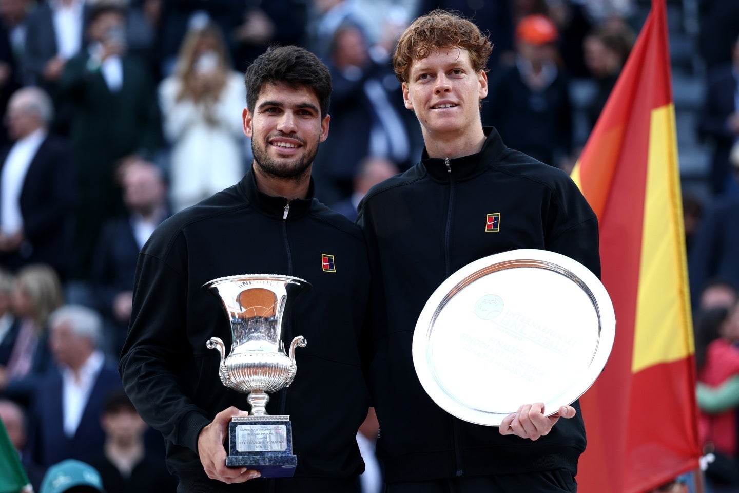 「イタリア国際」決勝でシナー（右）にストレートで勝利し、ツアー19勝目を飾ったアルカラス（左）。（C）Getty Images