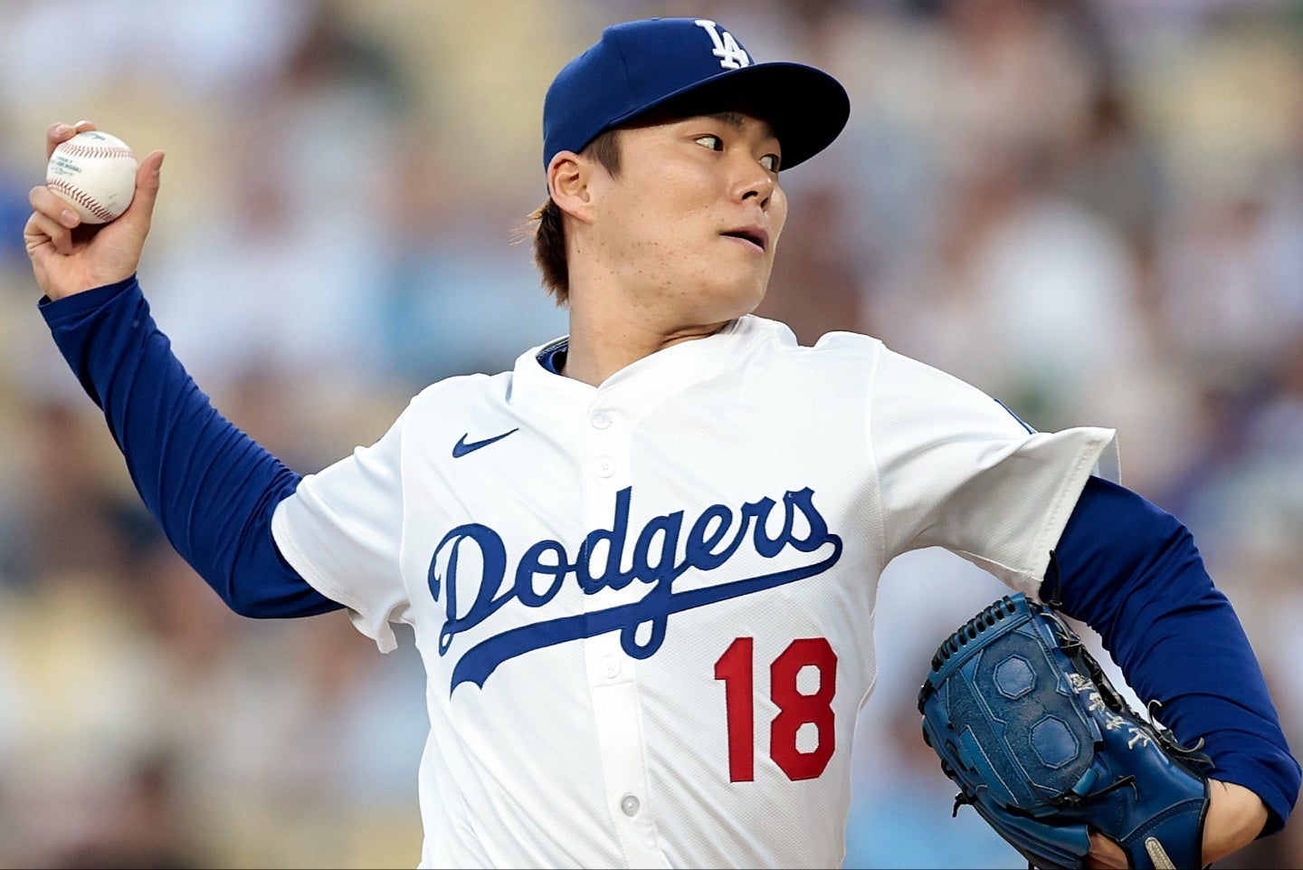 ４連敗中と苦しむチームを救う快投を見せた山本。(C)Getty Images