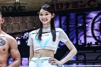 RIZINガールのライトブルー担当RIKOさん。(C) RIZIN FF