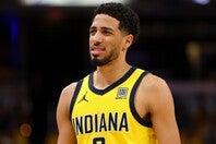 ペイサーズの司令塔ハリバートンは第５戦で不発に終わるも、ホームで戦う次戦への自信を覗かせた。(C)Getty Images