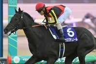 皐月賞２着から逆襲を誓うクロワデュノールと鞍上の北村友一騎手。 写真：産経新聞社