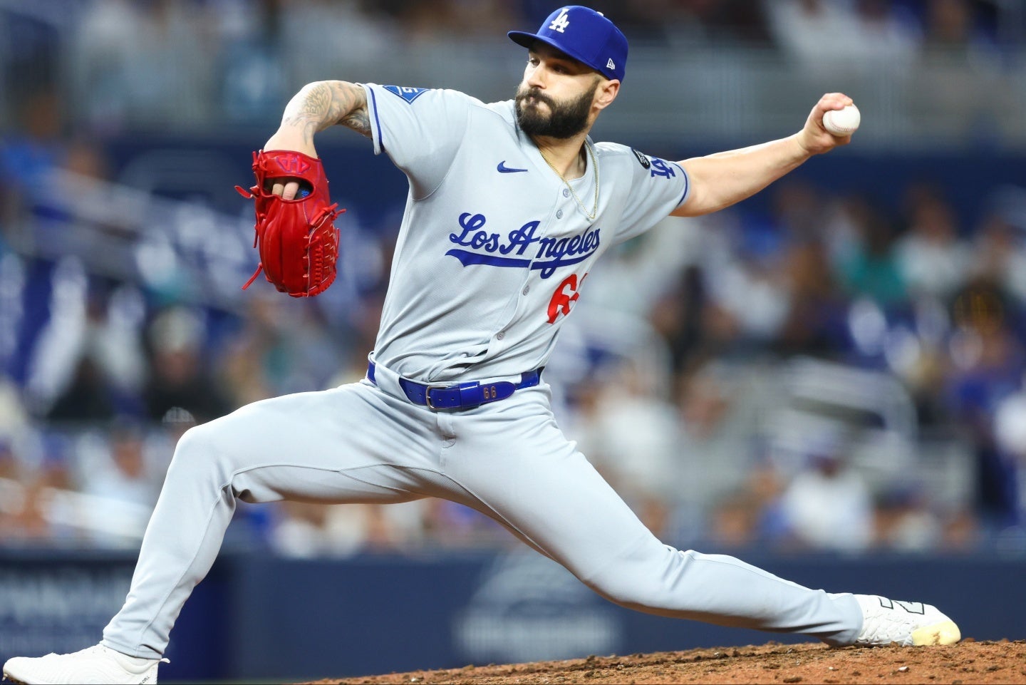 ドジャース加入後、安定感を失っているスコット。(C)Getty Images