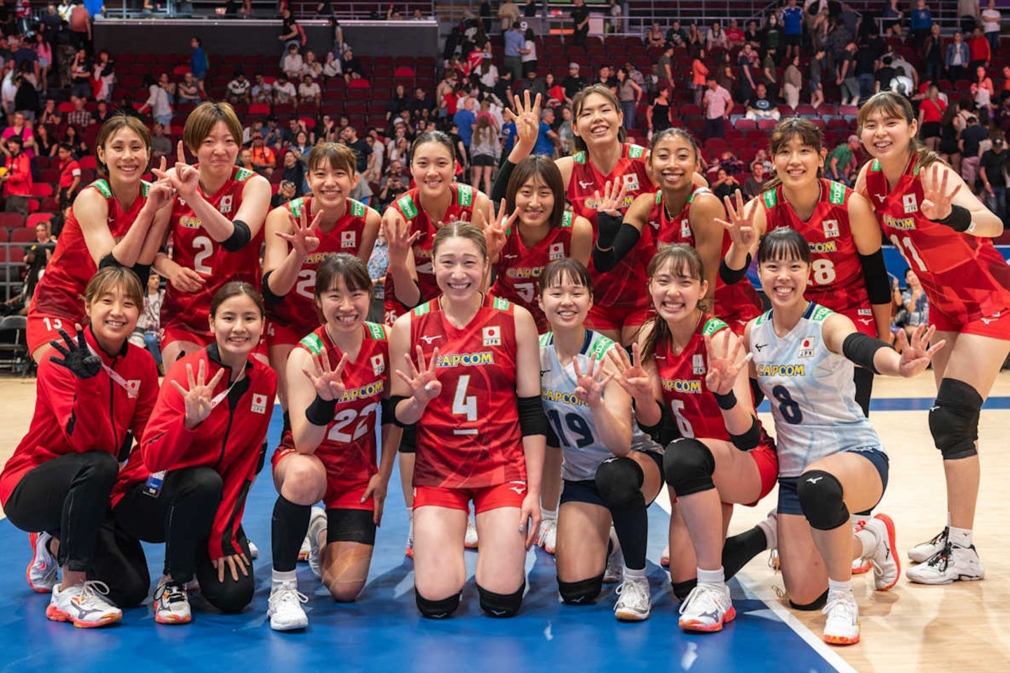 日本は無傷の４連勝。カナダRをストレート全勝した。(C)Volleyball World