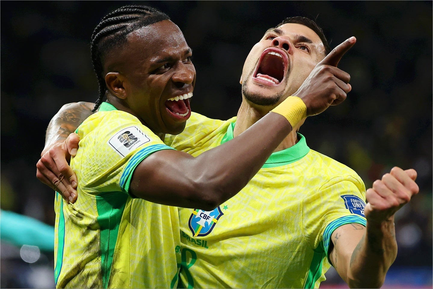 ヴィニシウス（左）のゴールでブラジルが勝利し、W杯出場を決めた。(C)Getty Images