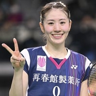 志田が“特大キャラ”との２ショットを公開。まさかのプレゼントに感激しきりだ。(C)Getty Images