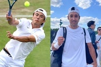 メイン会場とは別の場所で実施されるウインブルドンの予選がスタート。ダニエル太郎（左／2024年）と内山靖崇（右／2025年）ら日本男子６選手が１回戦をクリアした。(C)Getty Images、同右：内田暁