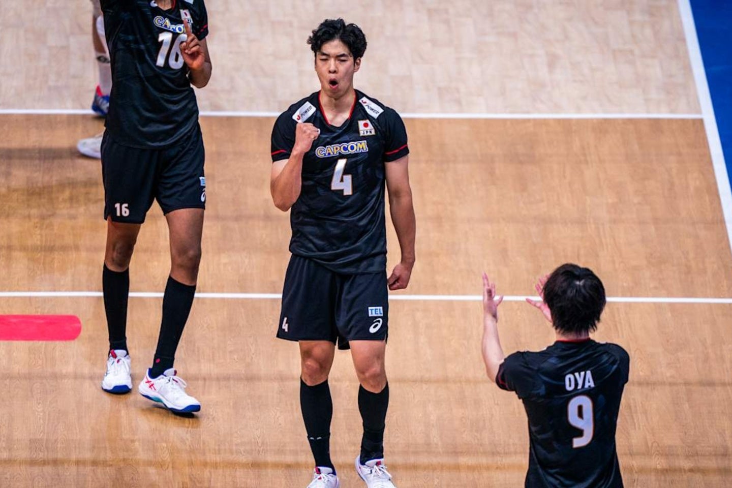 日本は五輪２連覇中の強豪フランスを撃破した。(C)Volleyball World