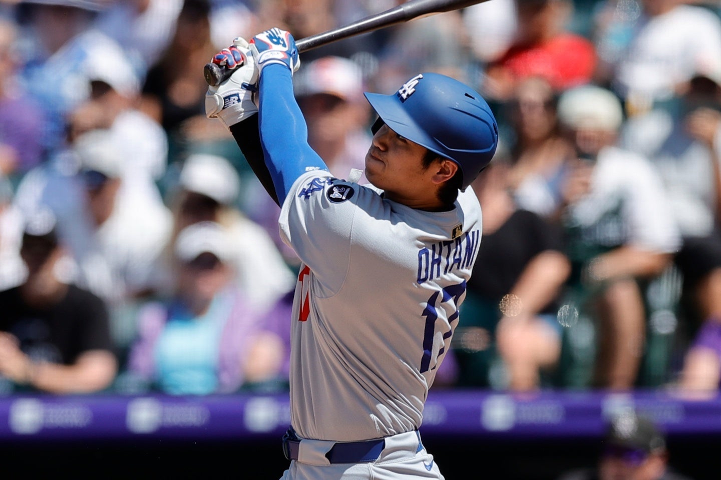 ロッキーズ戦に先発出場した大谷は７回に28号HRを放った。(C)Getty Images