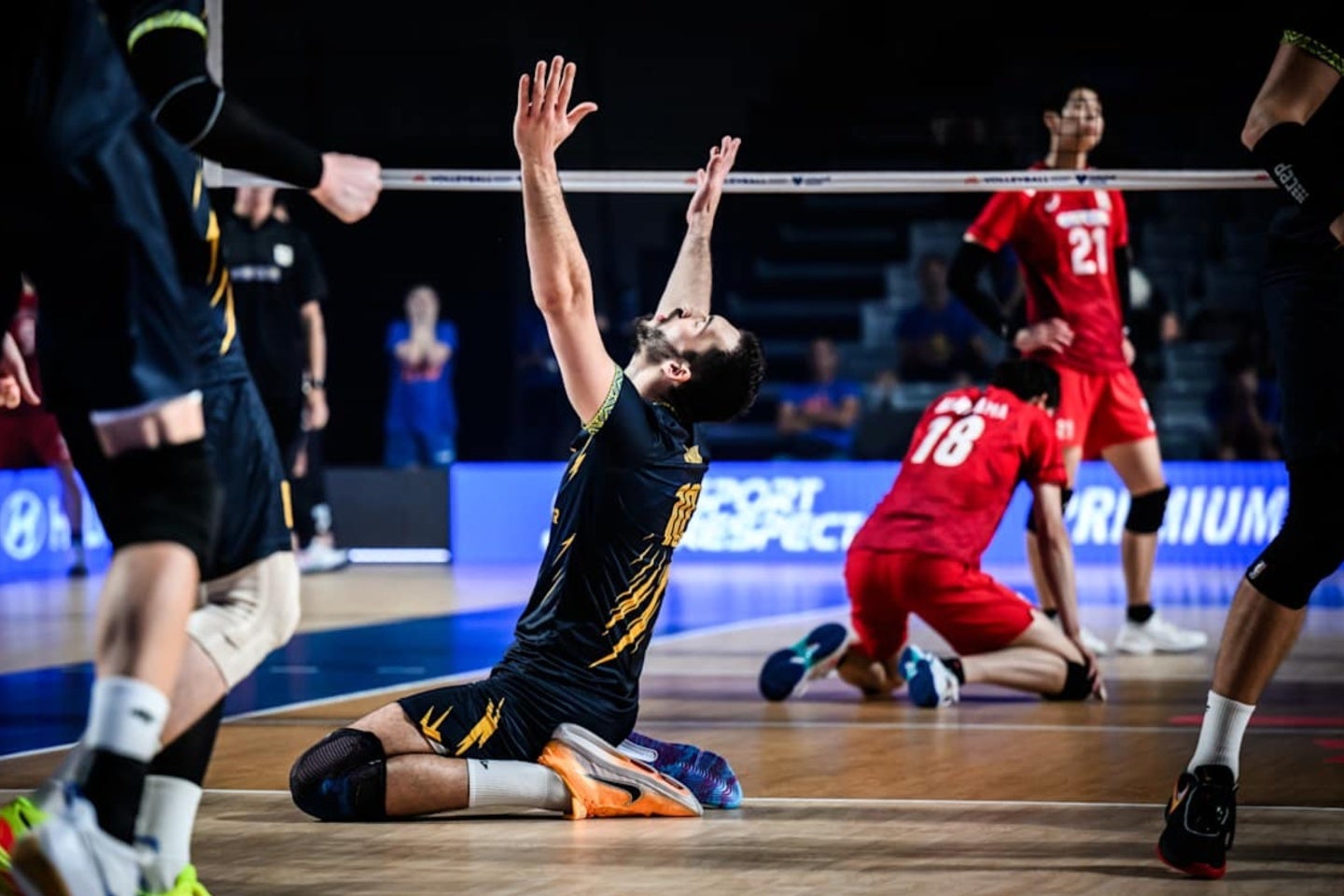 VNL初出場ウクライナが日本から金星を挙げた。(C)Volleyball World
