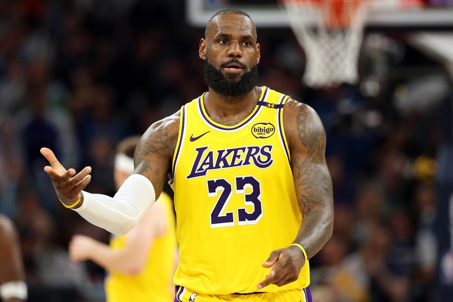 レイカーズ残留が決定したレブロンだが、トレードによる移籍の可能性はゼロではない。(C)Getty Images