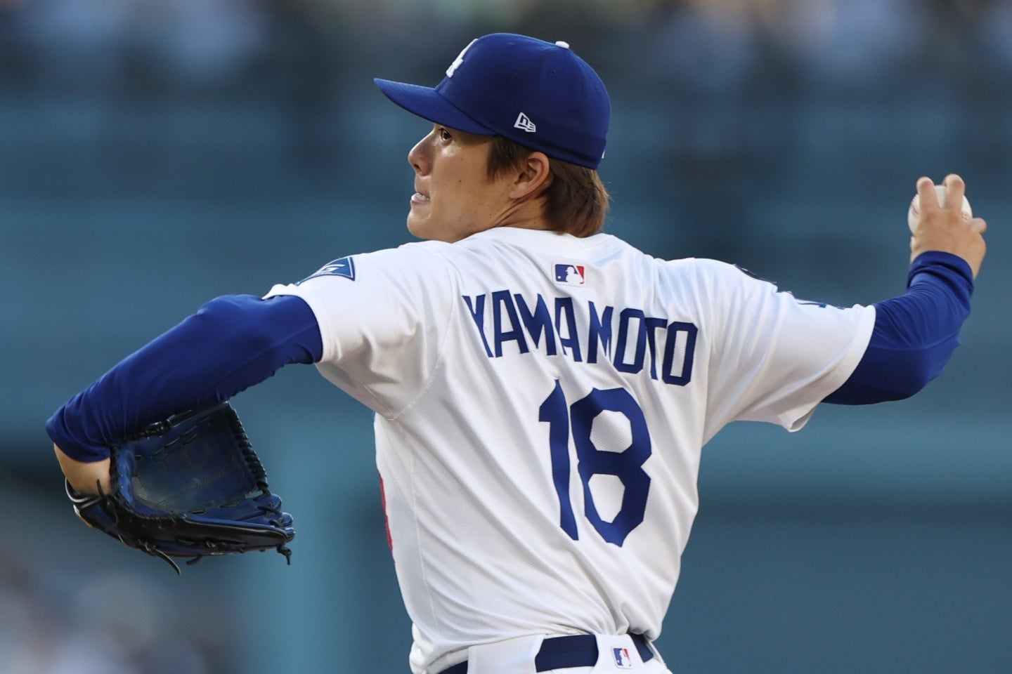 山本は７回を投げ３安打８K１失点。今季８勝目を飾った。(C)Getty Images
