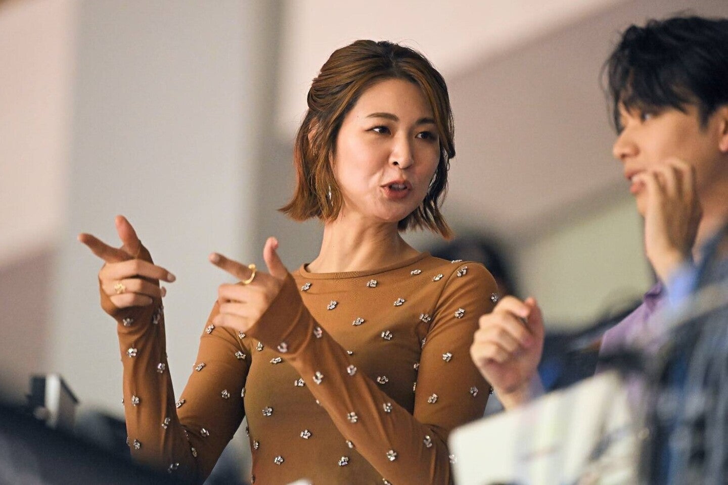 流行を取り入れた着こなしを披露した木村さん。写真：金子拓弥（THE DIGEST写真部）
