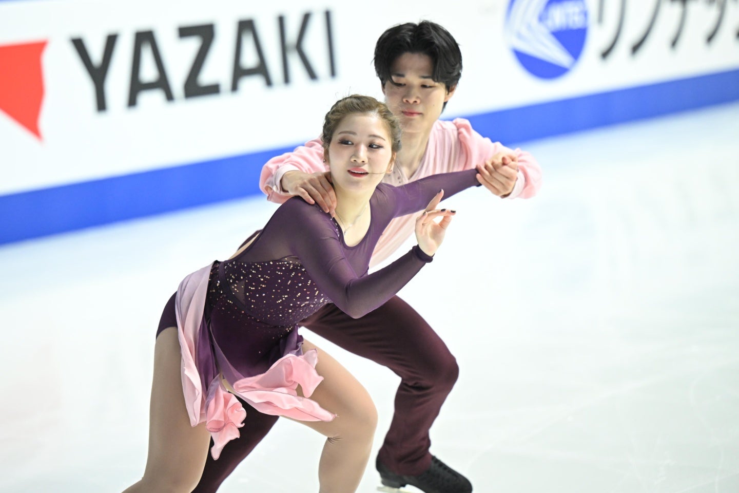 カップル解散を発表した“あずしん”こと田中梓沙／西山真瑚組。写真：金子拓弥（THE DIGEST写真部）