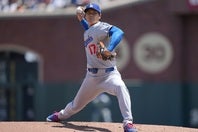 今季５度目のマウンドに上がった大谷。(C) Getty Images