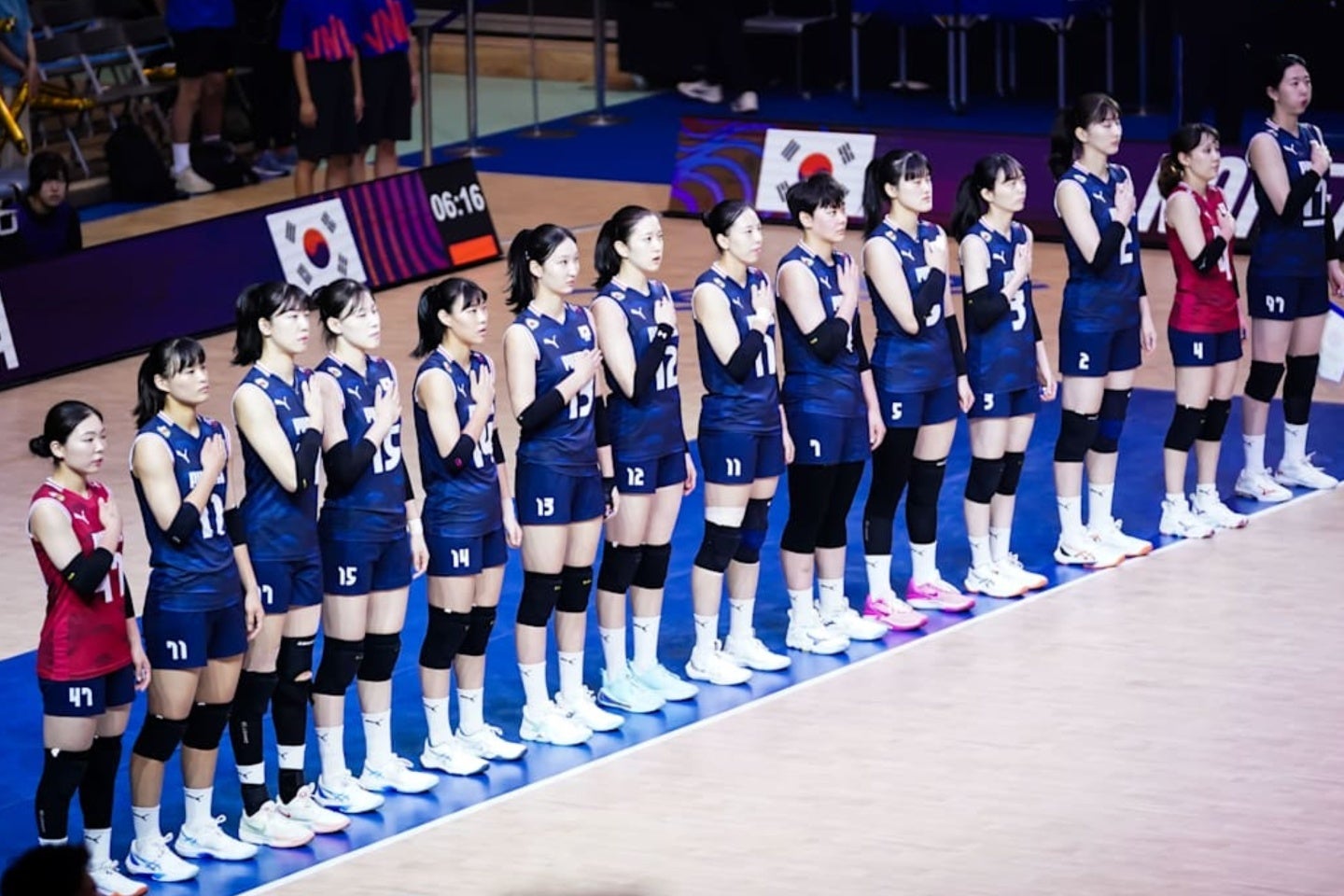 女子バレー韓国代表はVNL降格が決定した。(C)Volleyball World