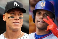球宴選外のソト（右）にエールを送ったヤンキースのジャッジ（左）。(C)Getty Images