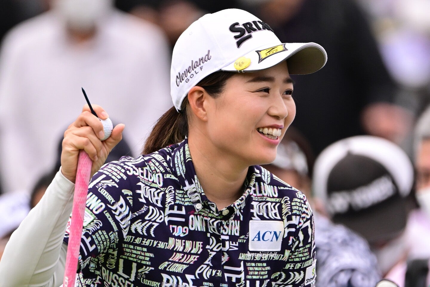 モモコさんとオリックスの試合を観戦した澤井。(C)Getty Images