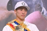 近い将来のフェザー級転向が噂される井上。写真：金子拓弥（THE DIGEST写真部）