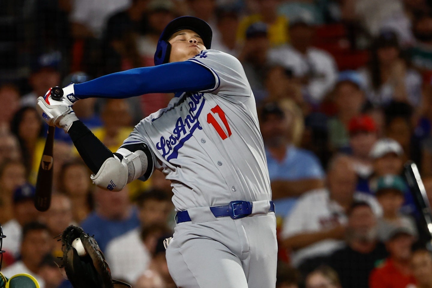 大谷３打席連続三振に倒れた。(C) Getty Images